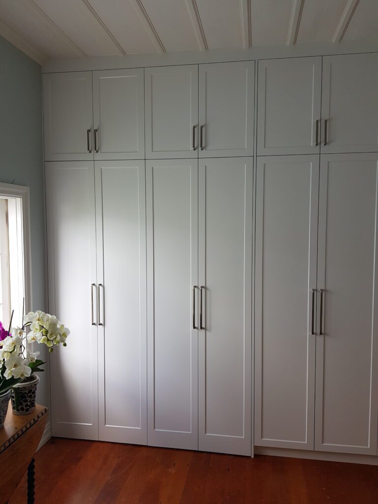 Wardrobes & Laundries