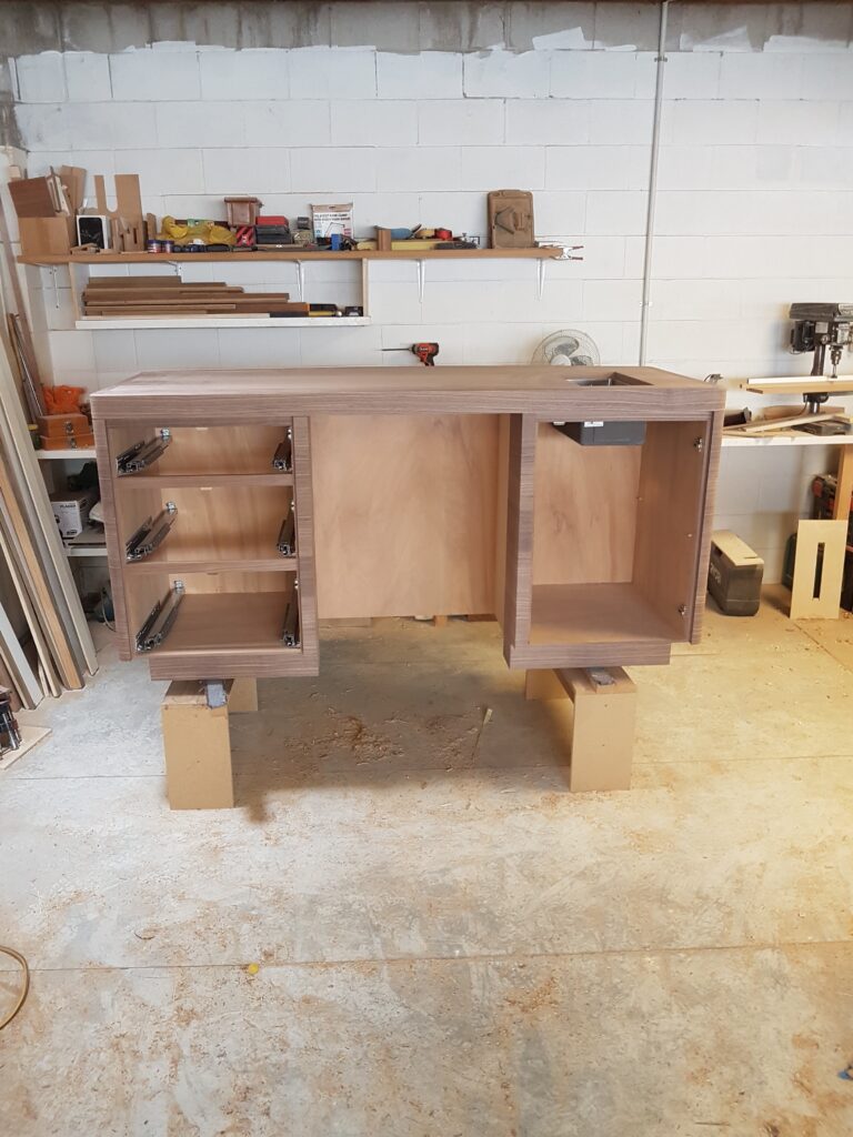 Designing the Perfect Bespoke Kitchen and Furniture Set